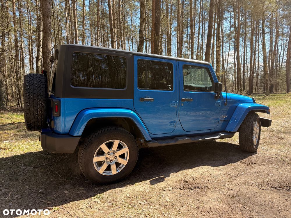 Jeep Wrangler 3.6 Unlim Sahara - 5