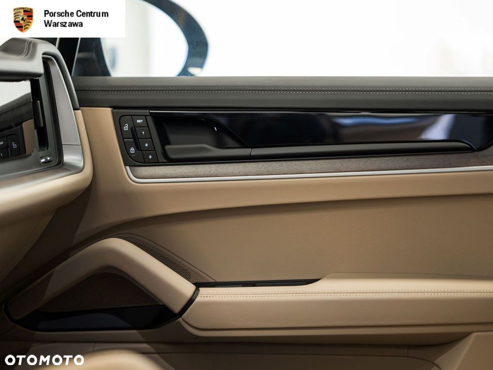 Porsche Cayenne - 11