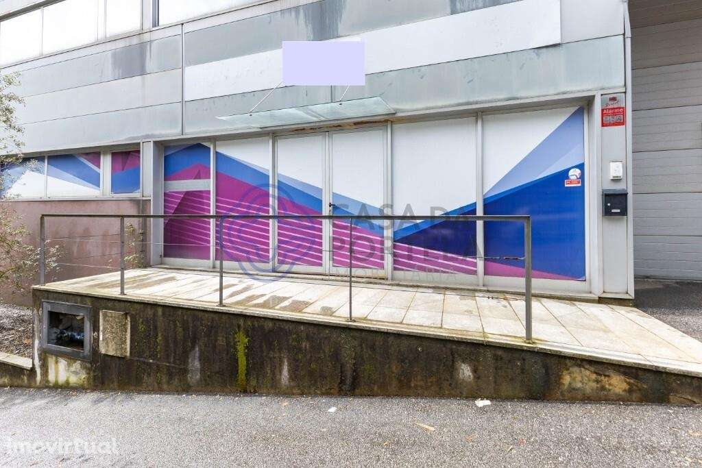 Venda de armazém industrial, escritório e logradouro em Ermesinde - Grande imagem: 3/35