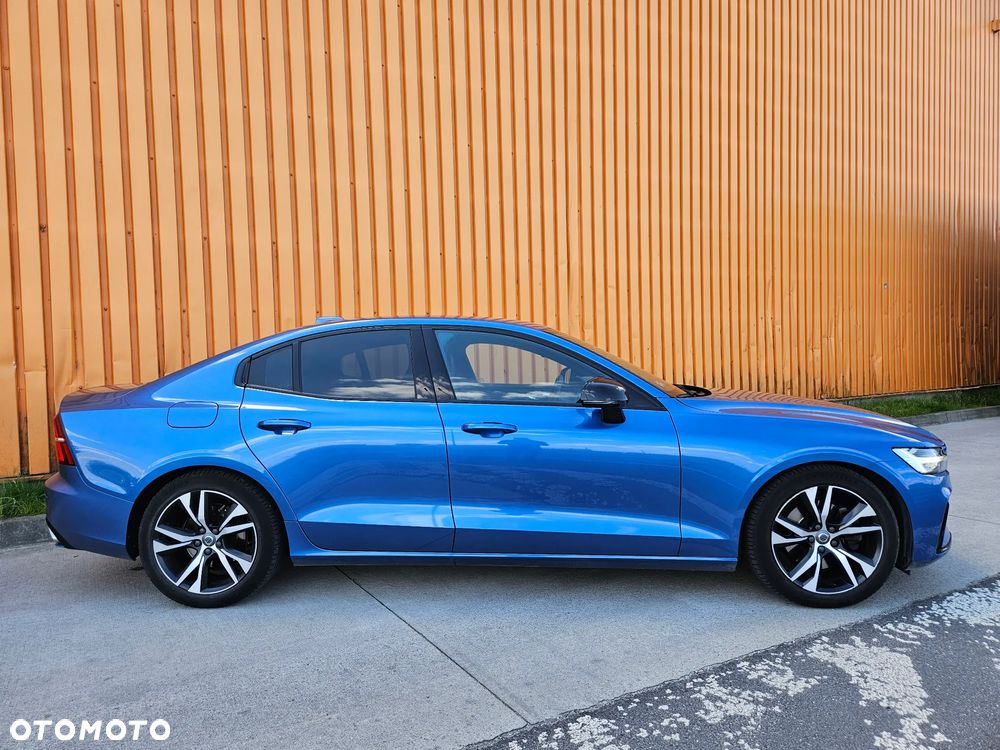 Volvo S60 B4 B R-Design - 5