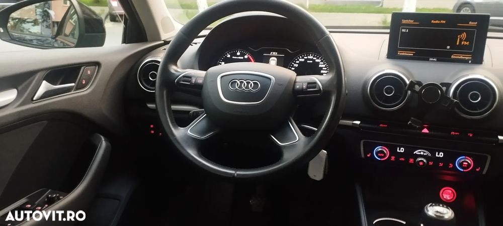 Audi A3 Sportback - 6