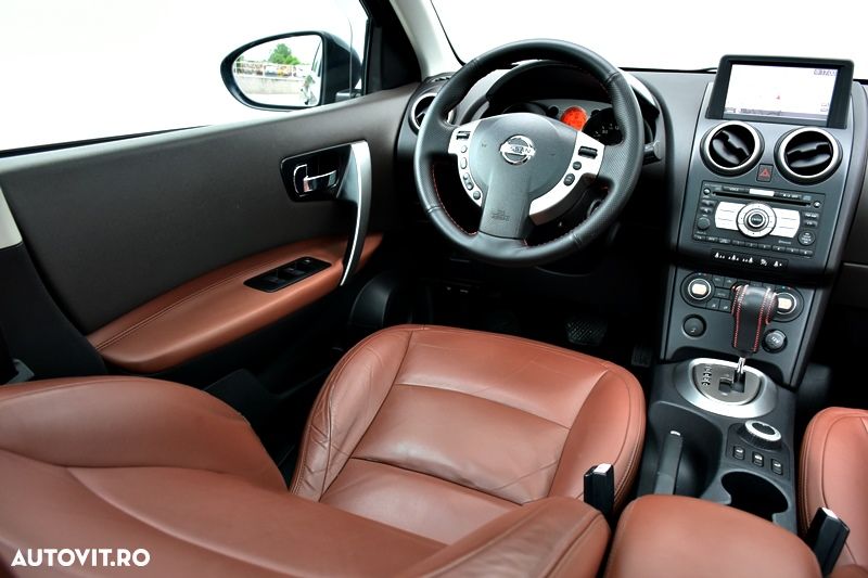 Nissan Qashqai 2.0 4 x 4 CVT tekna - 17