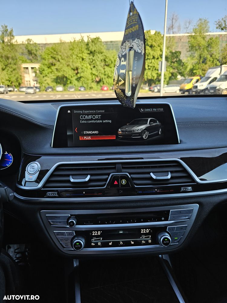 BMW Seria 7 730d xDrive - 15
