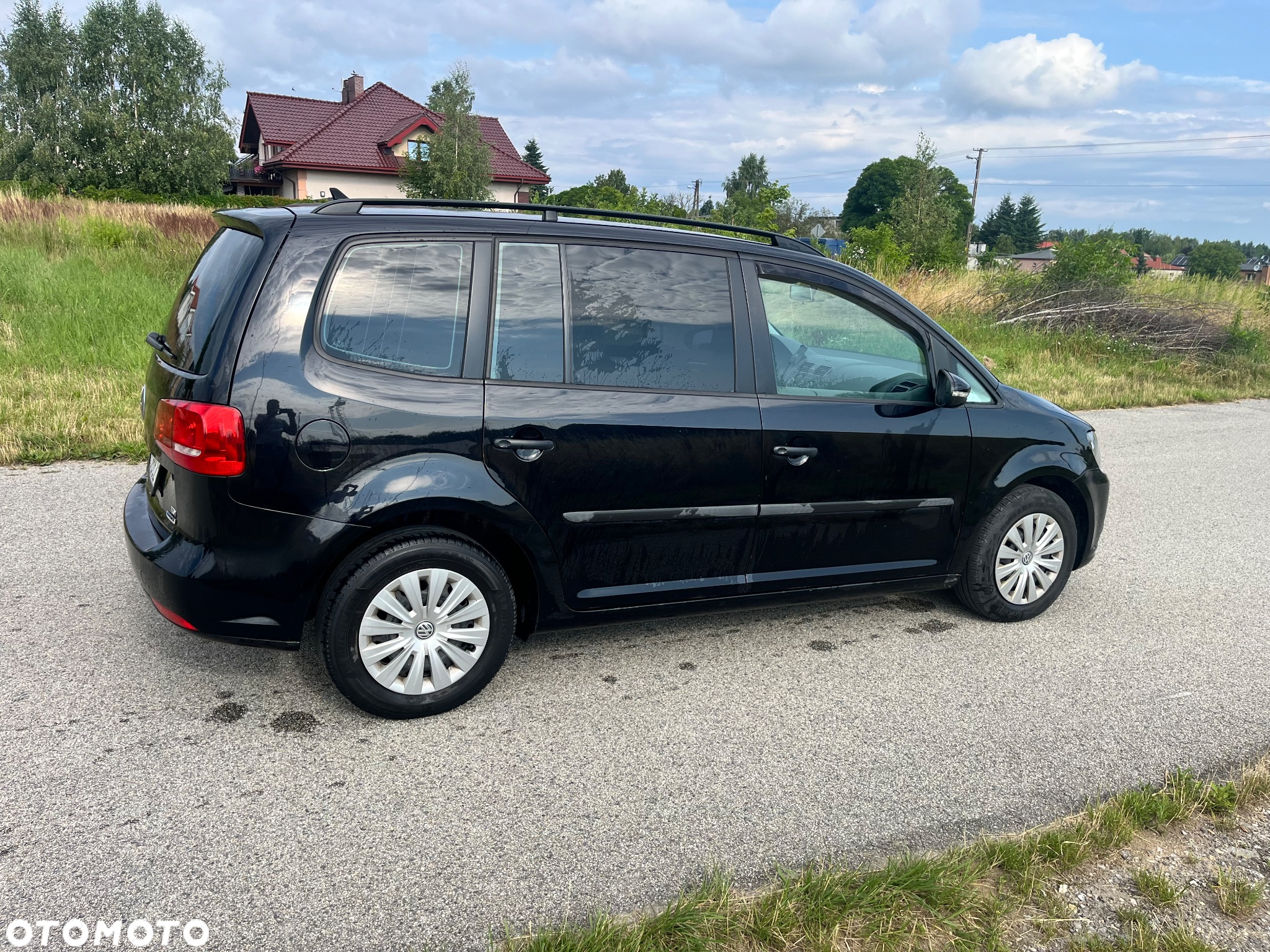 Volkswagen Touran 1.6 TDI DPF BlueMot Comfortline - 4