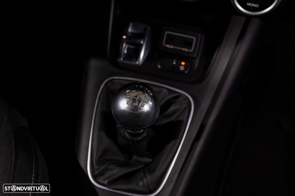 Alfa Romeo Giulietta 1.6 JTDM - 18