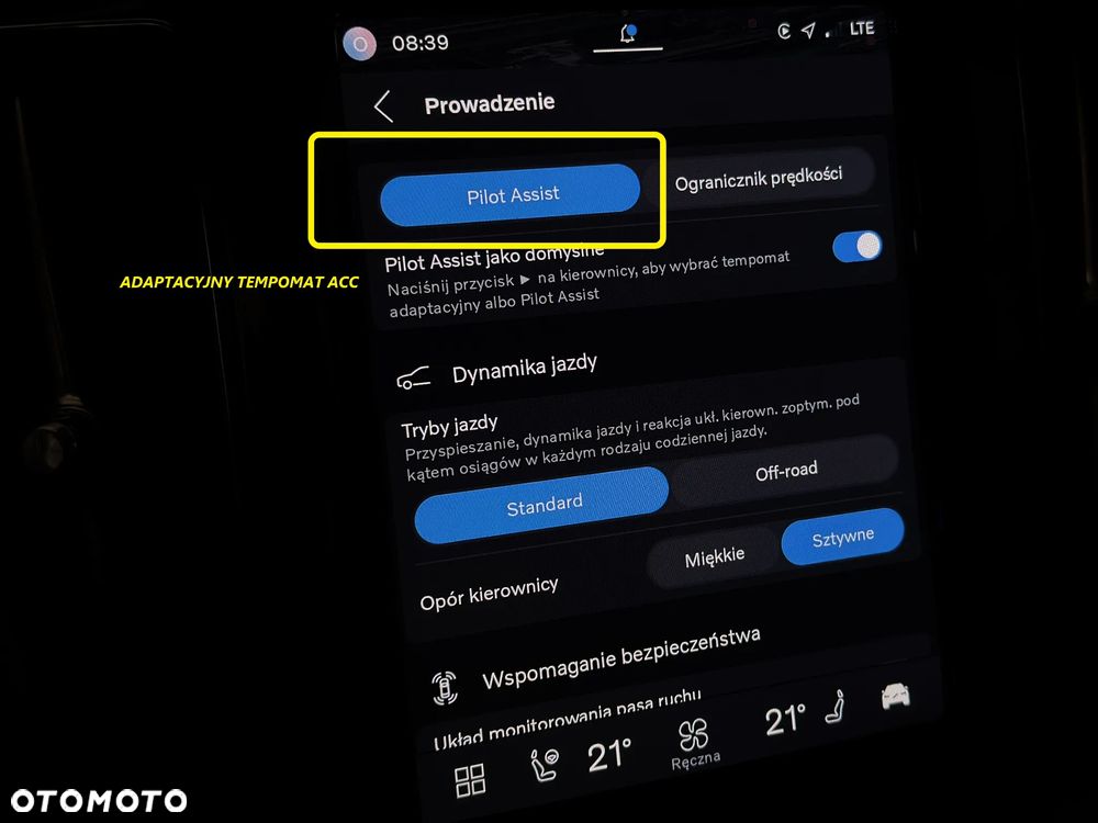 Volvo XC 60 B4 D AWD Plus Dark - 30
