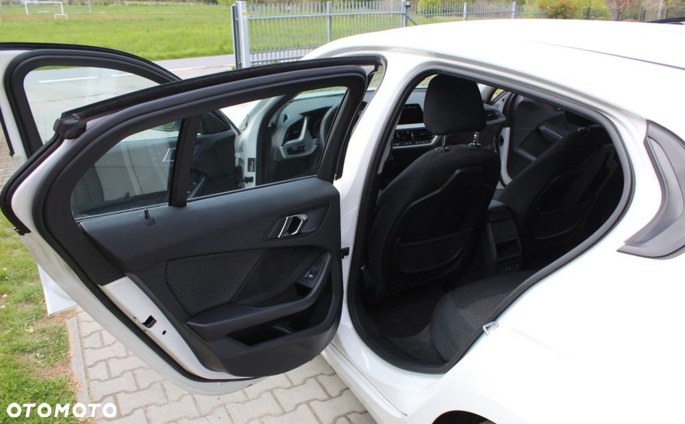 BMW Seria 1 - 12