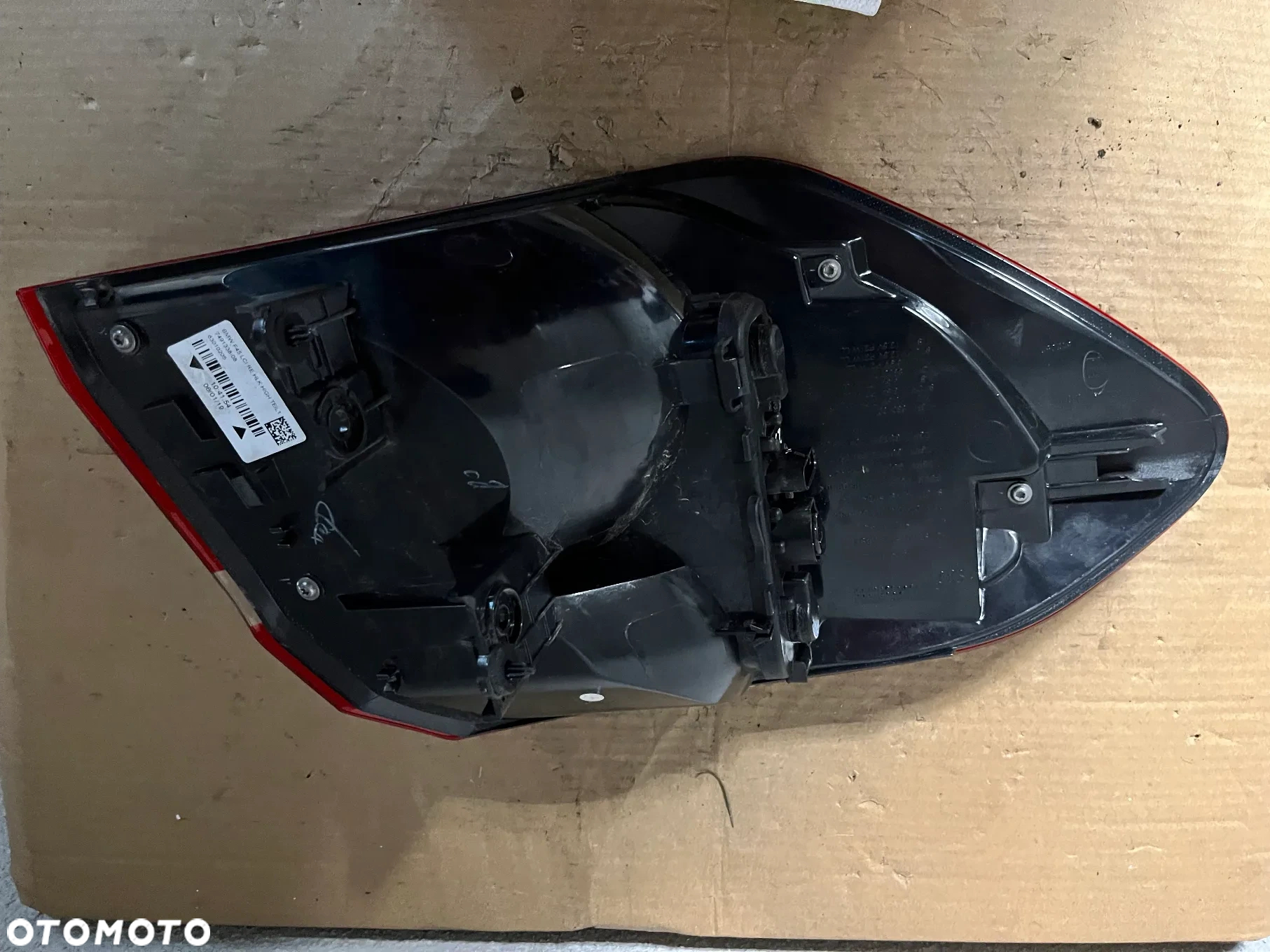 BMW 2 F45 LAMPA PRAWY TYŁ EU - 3
