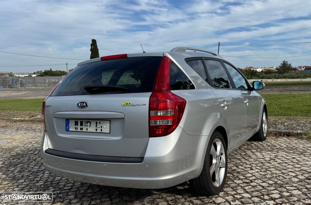 Kia Ceed SW 1.6 CRDi EX - 4