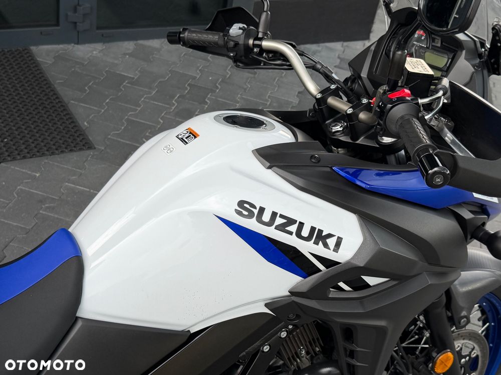 Suzuki V-STROM - 11