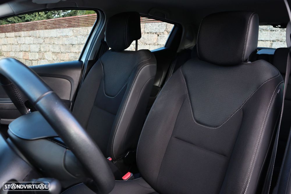 Renault Clio 1.5 dCi Dynamique S - 9