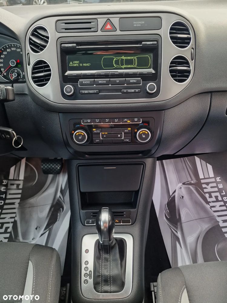 Volkswagen Golf Plus 1.6 TDI DPF DSG Life - 23