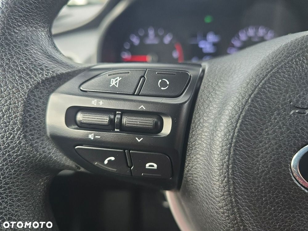Kia Rio - 22