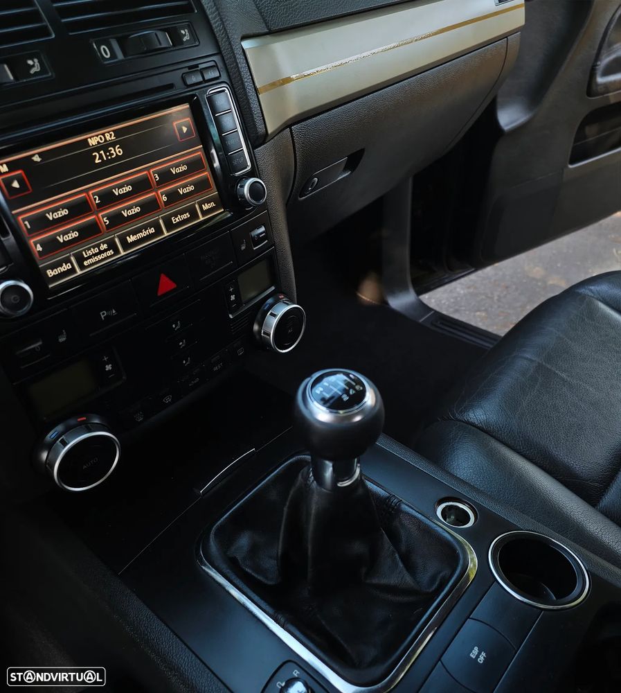 VW Touareg 3.0 TDI V6 - 36