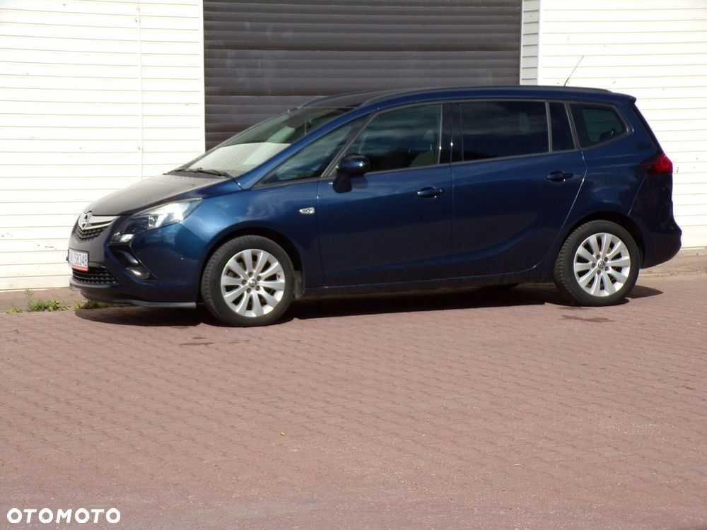 Opel Zafira - 10