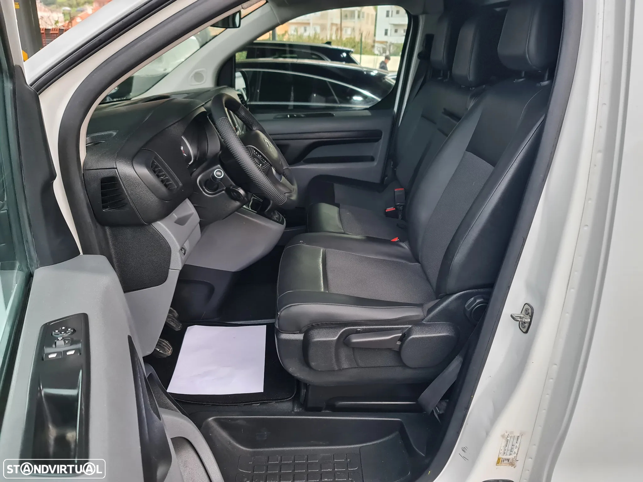 Citroën JUMPY 1.6 HDi 115CV * IVA INCLUÍDO DEDUTÍVEL * - 34