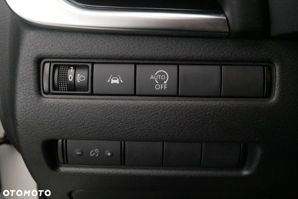 Nissan Qashqai 1.3 DIG-T mHEV N-Connecta Xtronic - 31