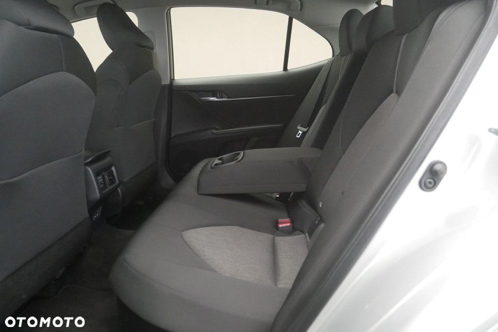 Toyota Camry 2.5 Hybrid Comfort CVT - 15