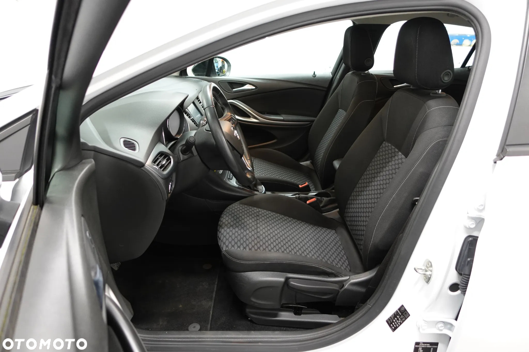 Opel Astra 1.5 D Start/Stop Elegance - 20