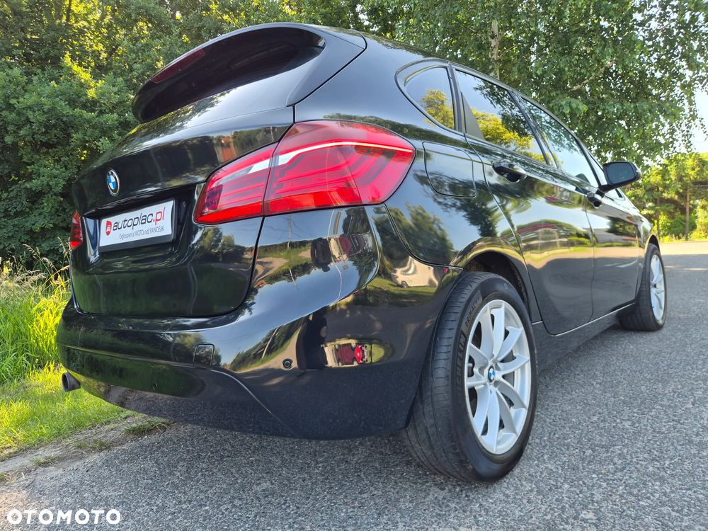 BMW Seria 2 216d Sport Line - 21