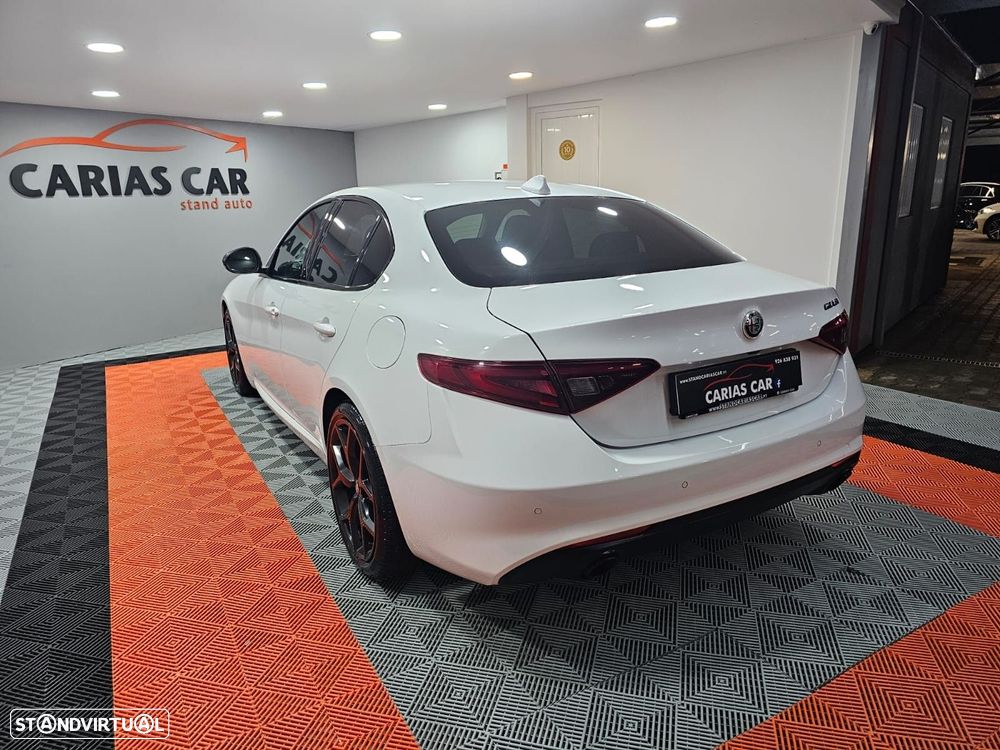 Alfa Romeo Giulia 2.2 D Super AT8 - 7