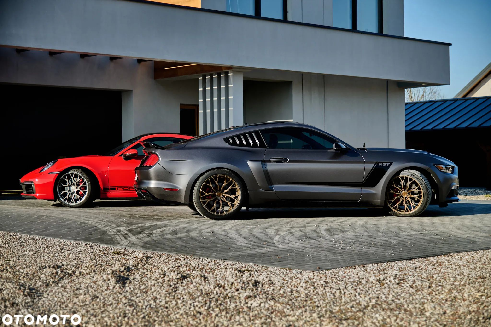 Ford Mustang - 1
