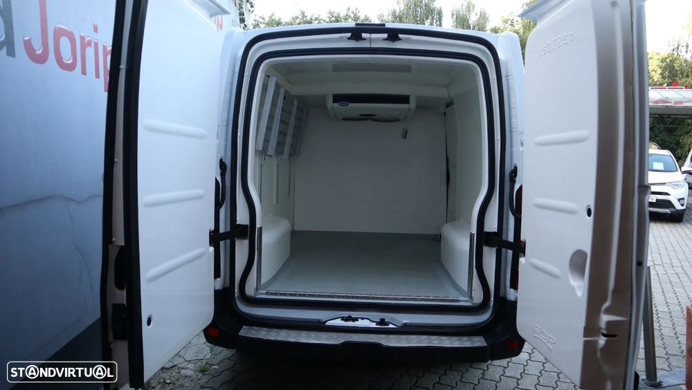Renault Master 2.3 dci L1H1 135 - Frio Negativo Xarios 300 - 7