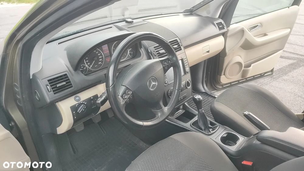 Mercedes-Benz Klasa A 150 Elegance - 25