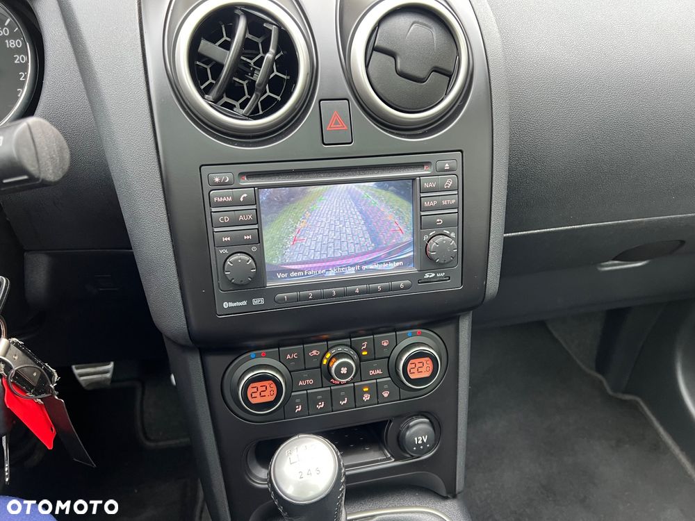 Nissan Qashqai 2.0 dCi DPF I-Way - 18