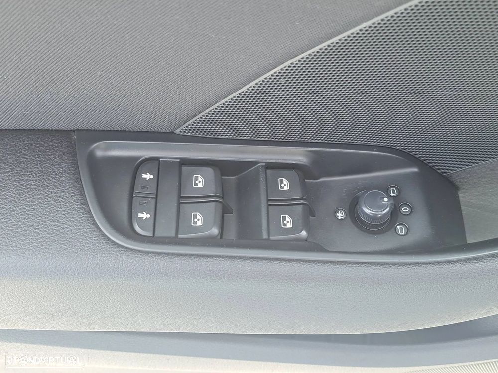 Audi A3 Sportback 1.6 TDI S-line - 28