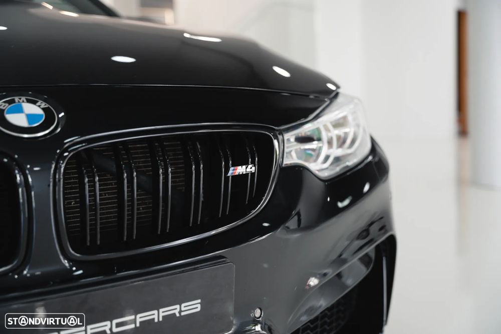 BMW M4 DKG Competition - 4