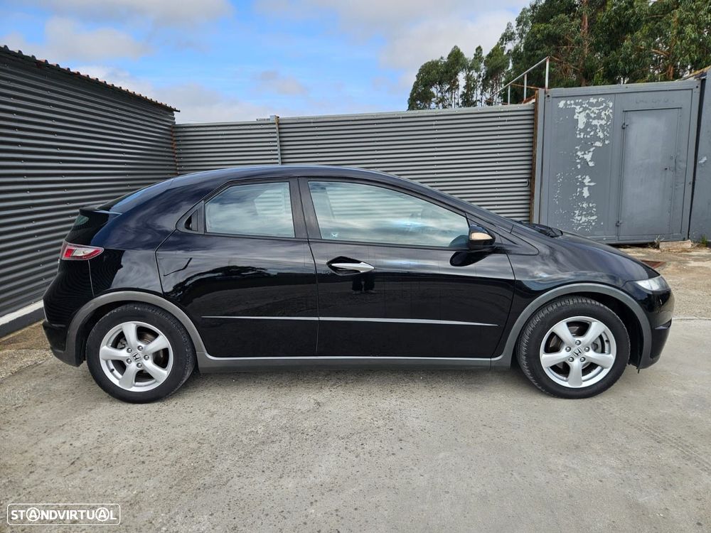 Honda Civic 1.4 i-VTEC Elegance - 7