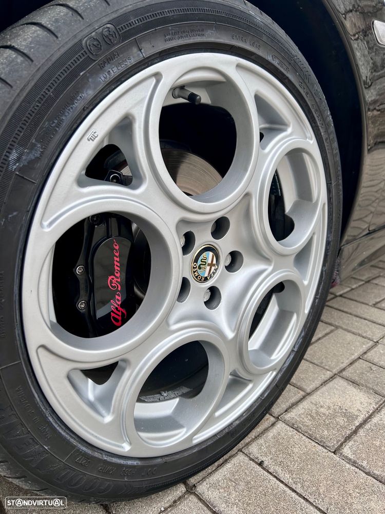 Alfa Romeo 156 1.9 JTD - 5