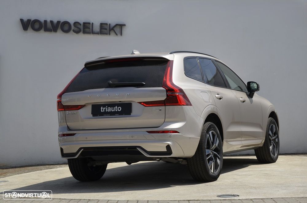 Volvo XC 60 2.0 T6 PHEV Plus Dark AWD - 41