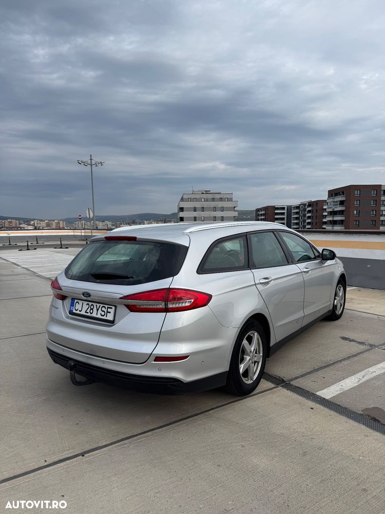 Ford Mondeo 2.0 TDCi Powershift Titanium - 13