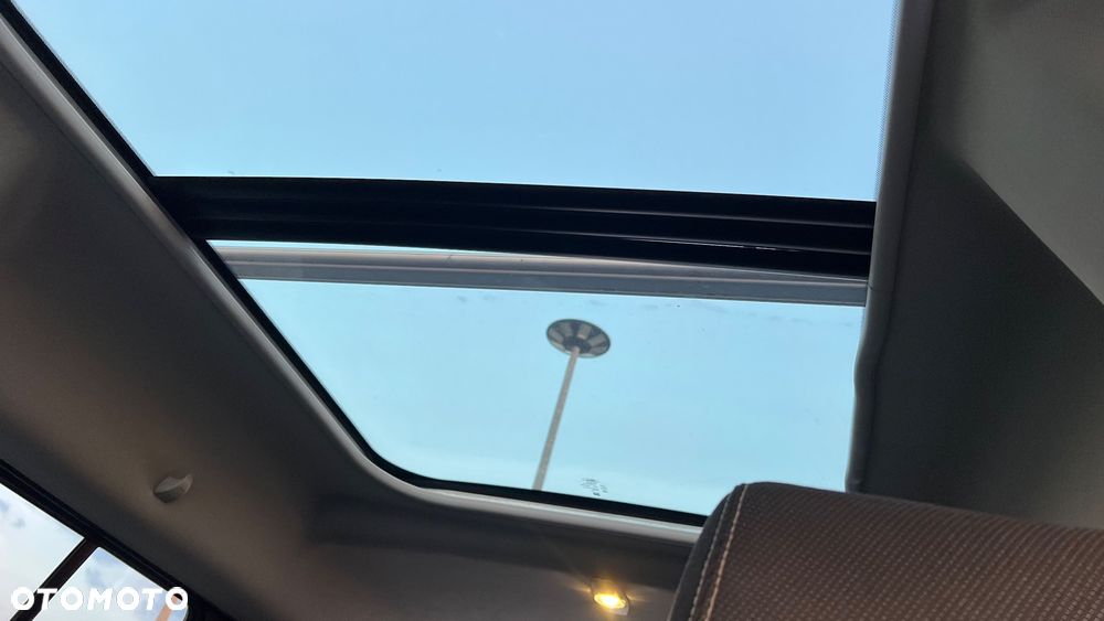 Ford Tourneo Connect Grand 1.5 EcoBlue Start/Stop Titanium - 22