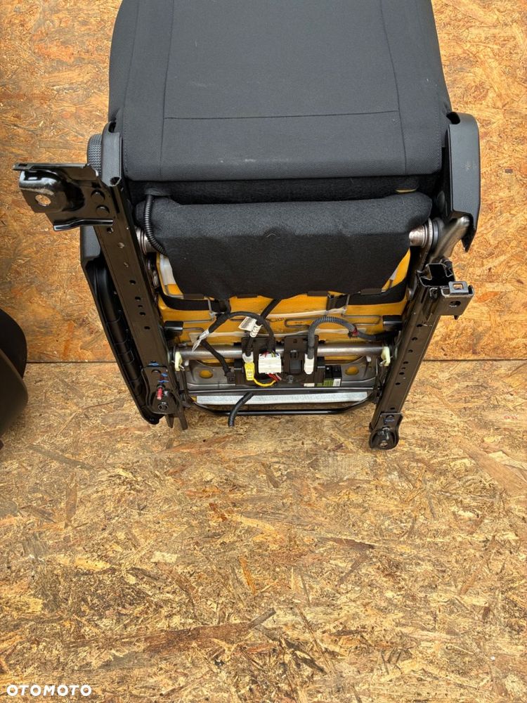 Kia Ceed 2 II Fotel przód Prawy Lewy Kierowcy Pasażera Kanapa siedzenia Tyl - 13