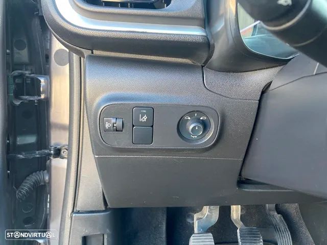 Citroën C3 1.5 BlueHDi Shine - 18