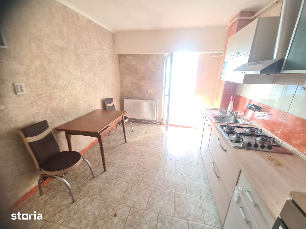 Apartament 2 camere, bloc 1991, Banca Nationala, Bacau — fotografia 3