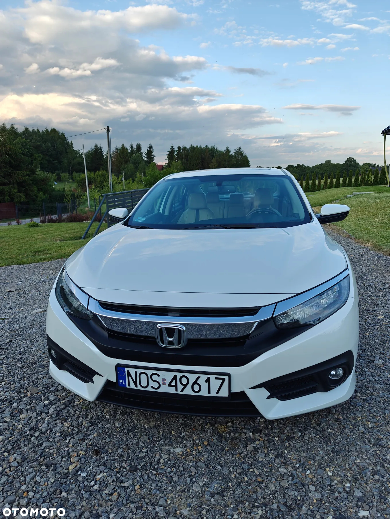 Honda Civic 1.5 i-VTEC Turbo CVT Elegance - 8