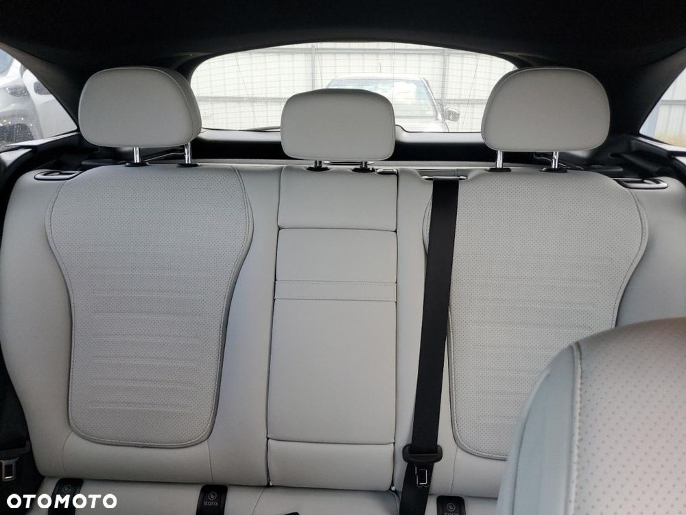 Mercedes-Benz GLC - 10