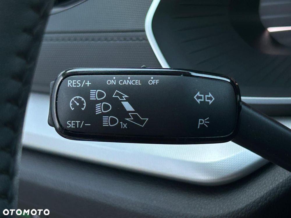 Skoda Octavia 2.0 TDI Selection DSG - 23