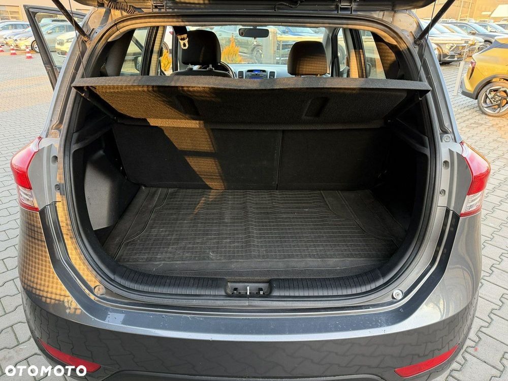 Hyundai ix20 1.4 Comfort - 23