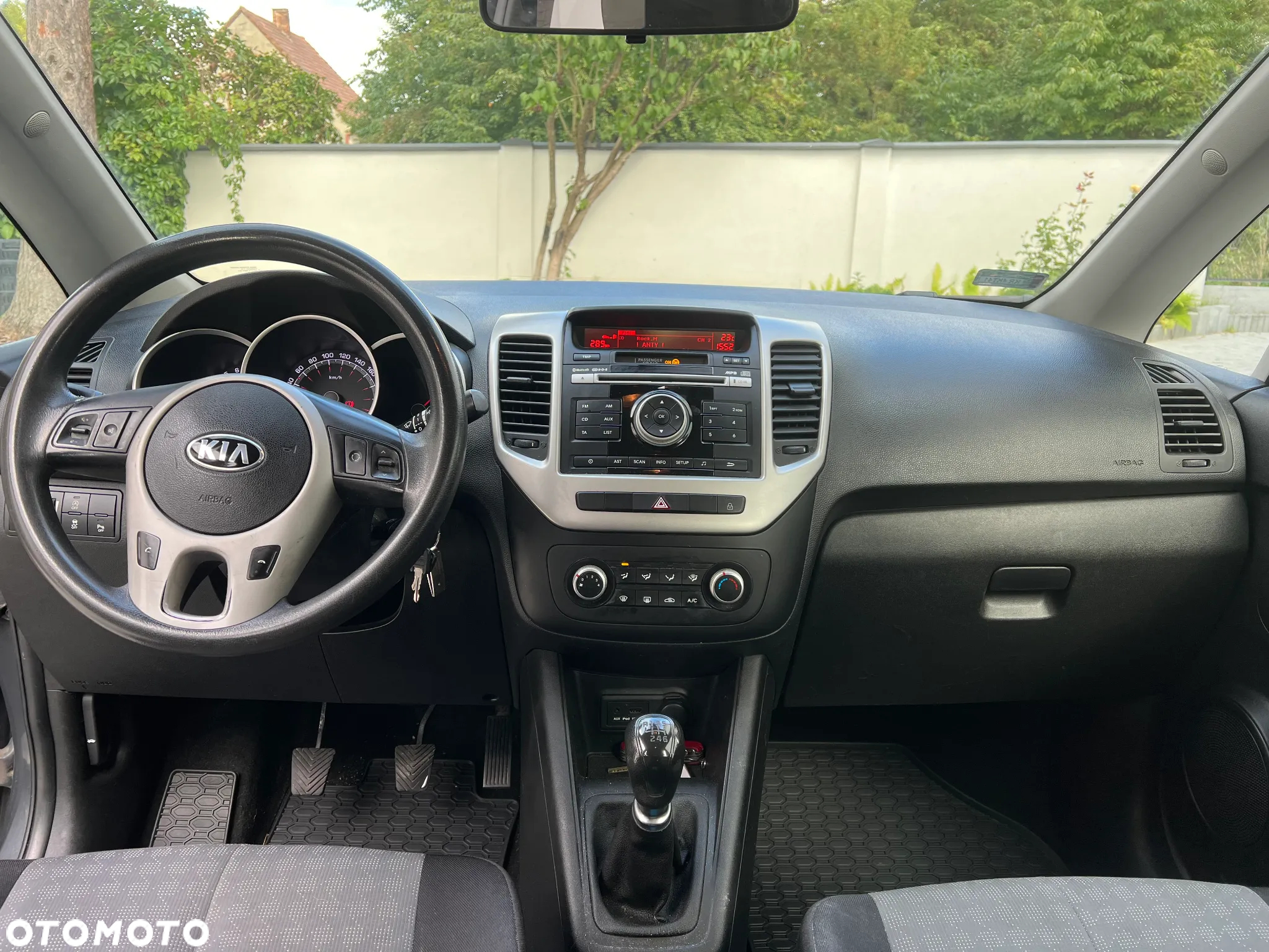 Kia Venga - 8