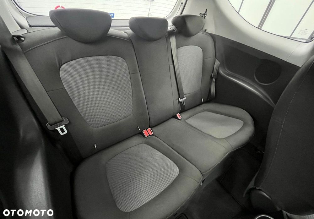 Hyundai i20 - 21