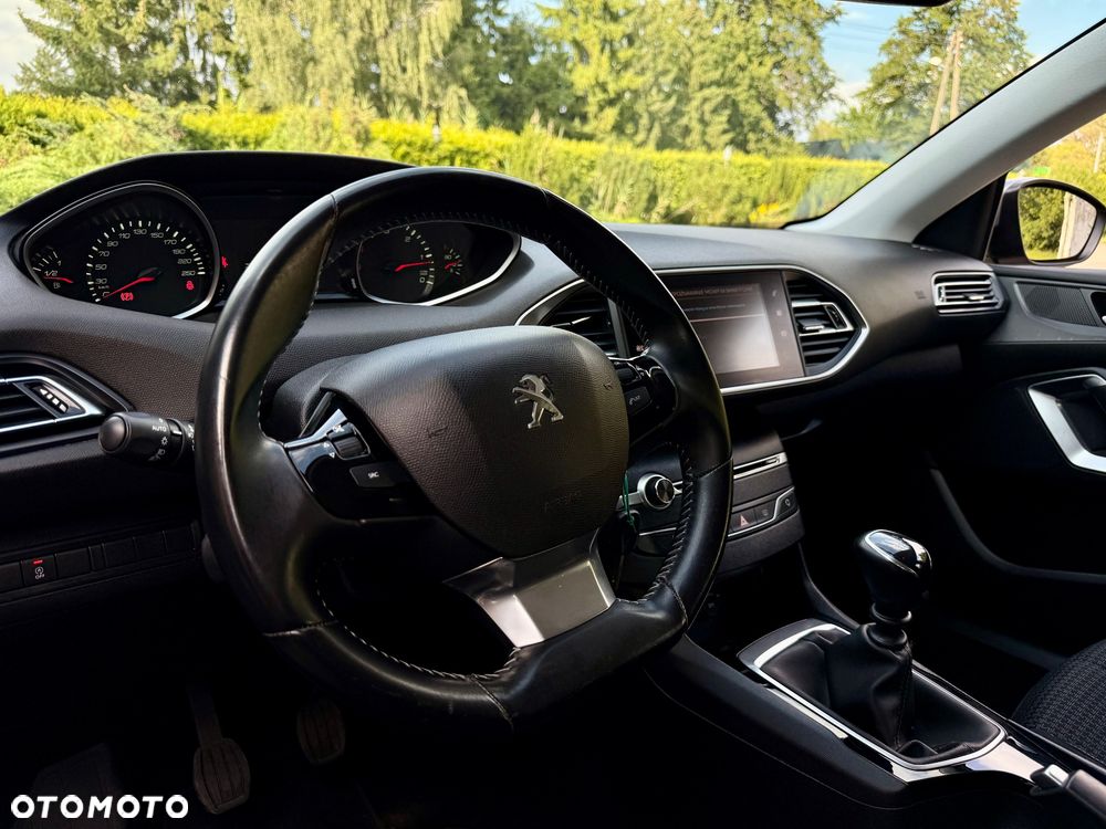 Peugeot 308 - 5
