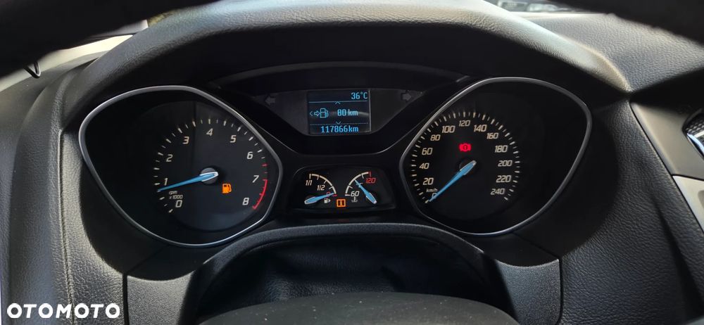 Ford Focus 1.0 EcoBoost STart-Stopp-System TITANIUM - 25