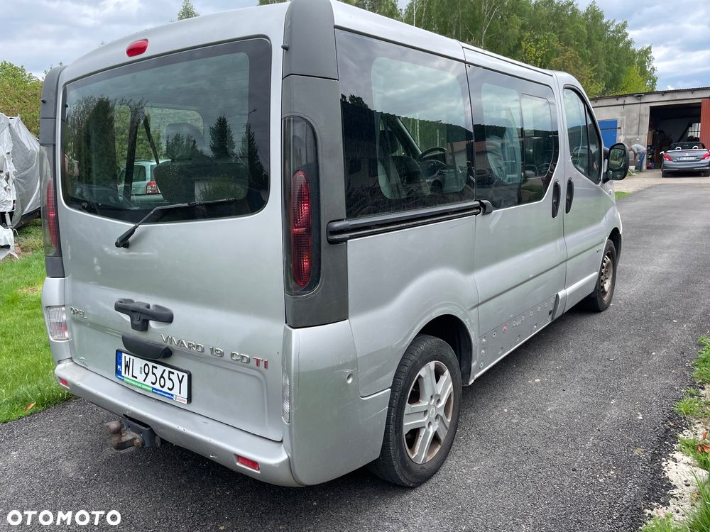 Opel Vivaro - 13