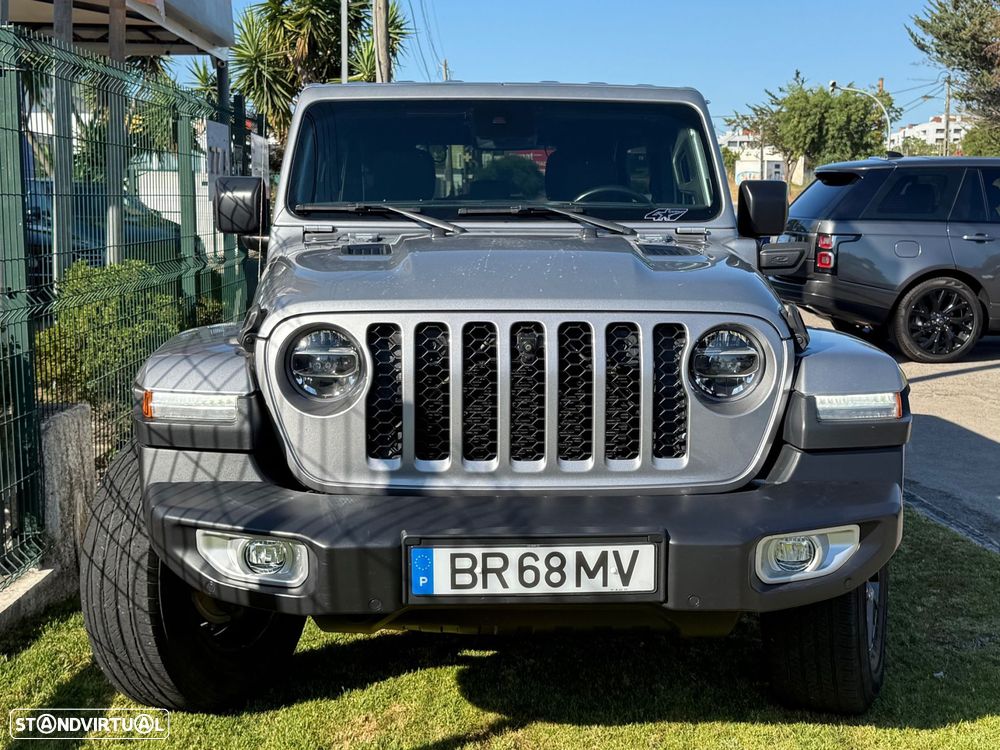 Jeep Wrangler Unlimited - 32