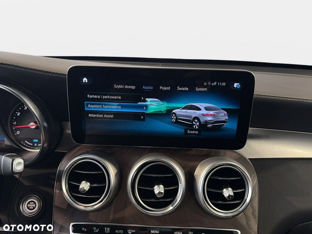 Mercedes-Benz GLC - 30